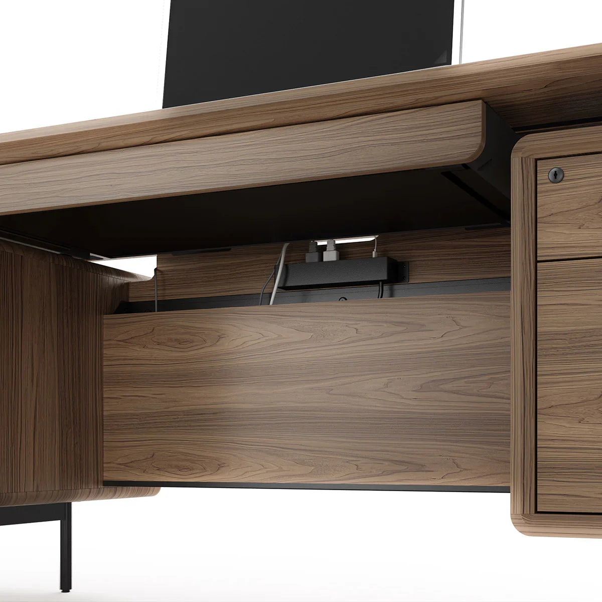 LINQ 6821 Executive Desk