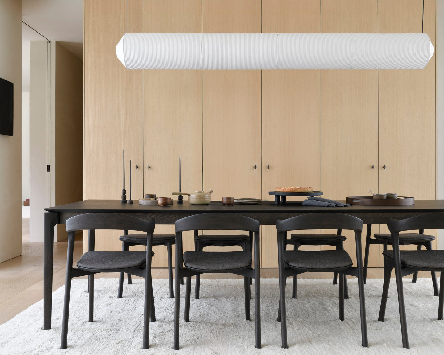 Bok extendable dining table
