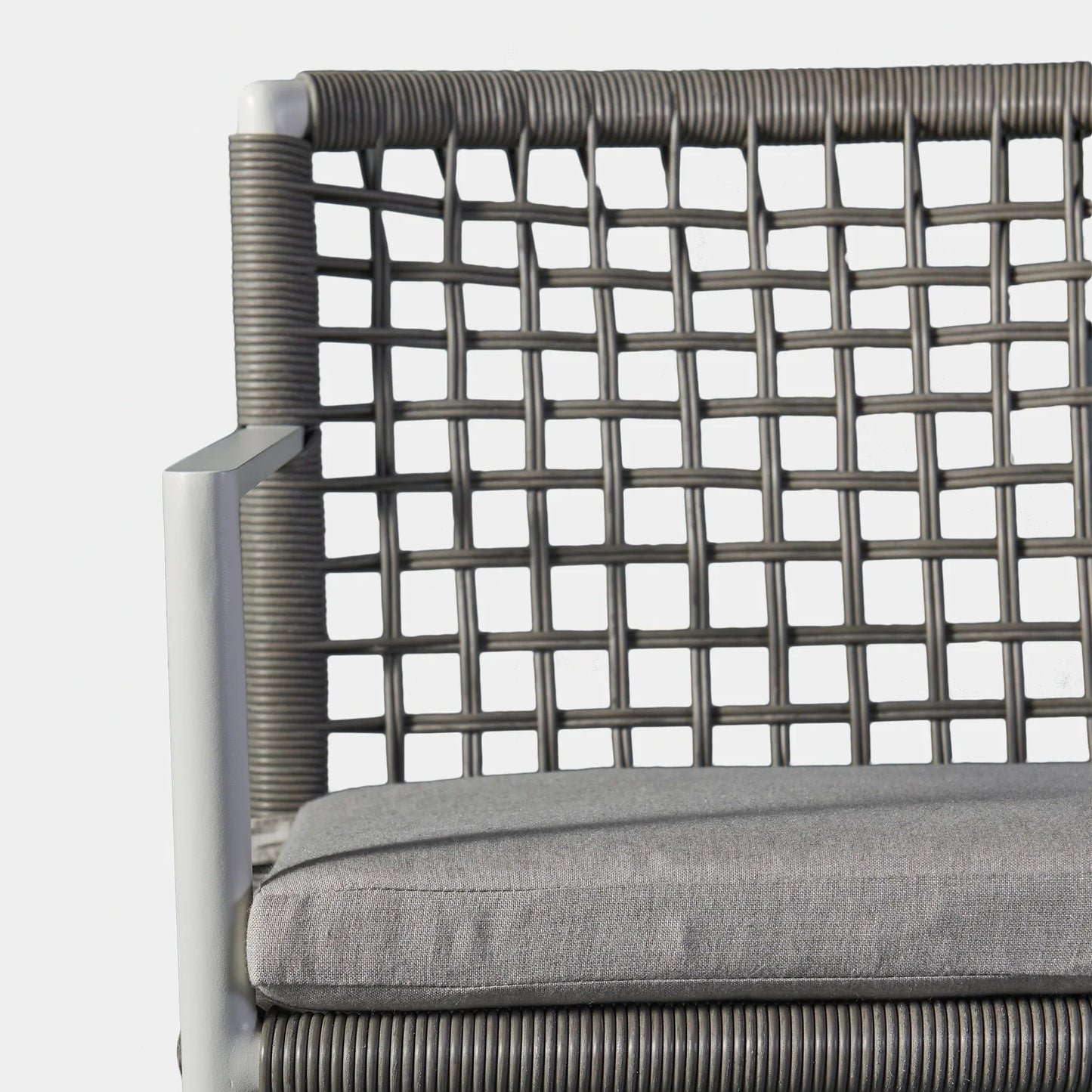 LOOP DINING CHAIR