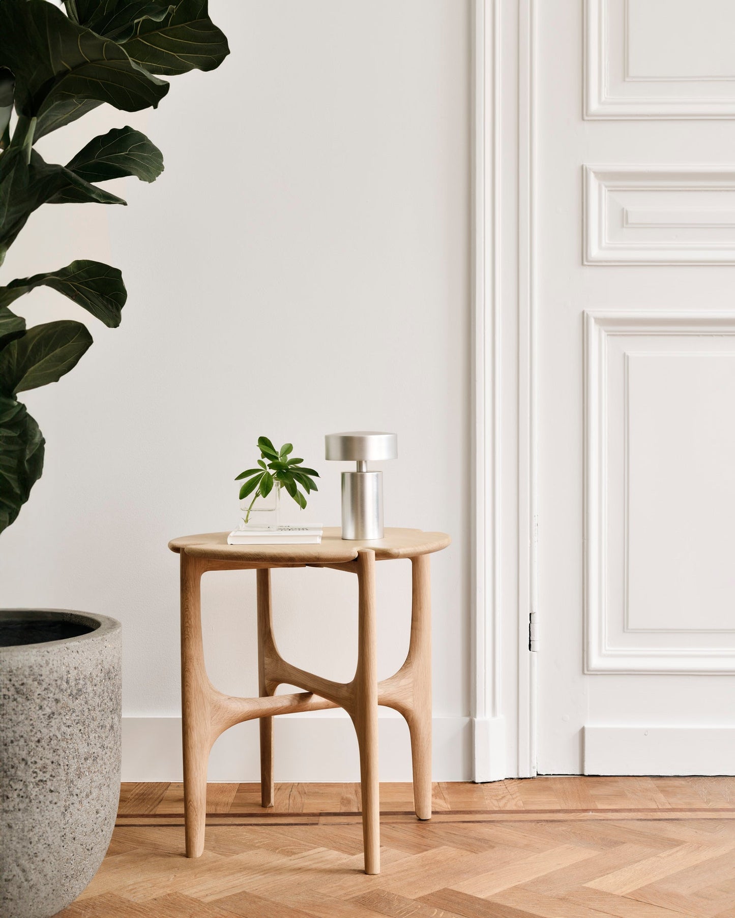 PI side table