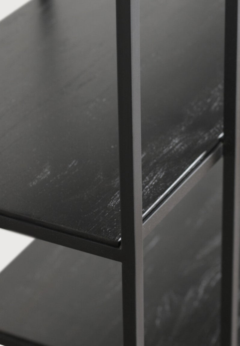 Scaffale da studio con ante