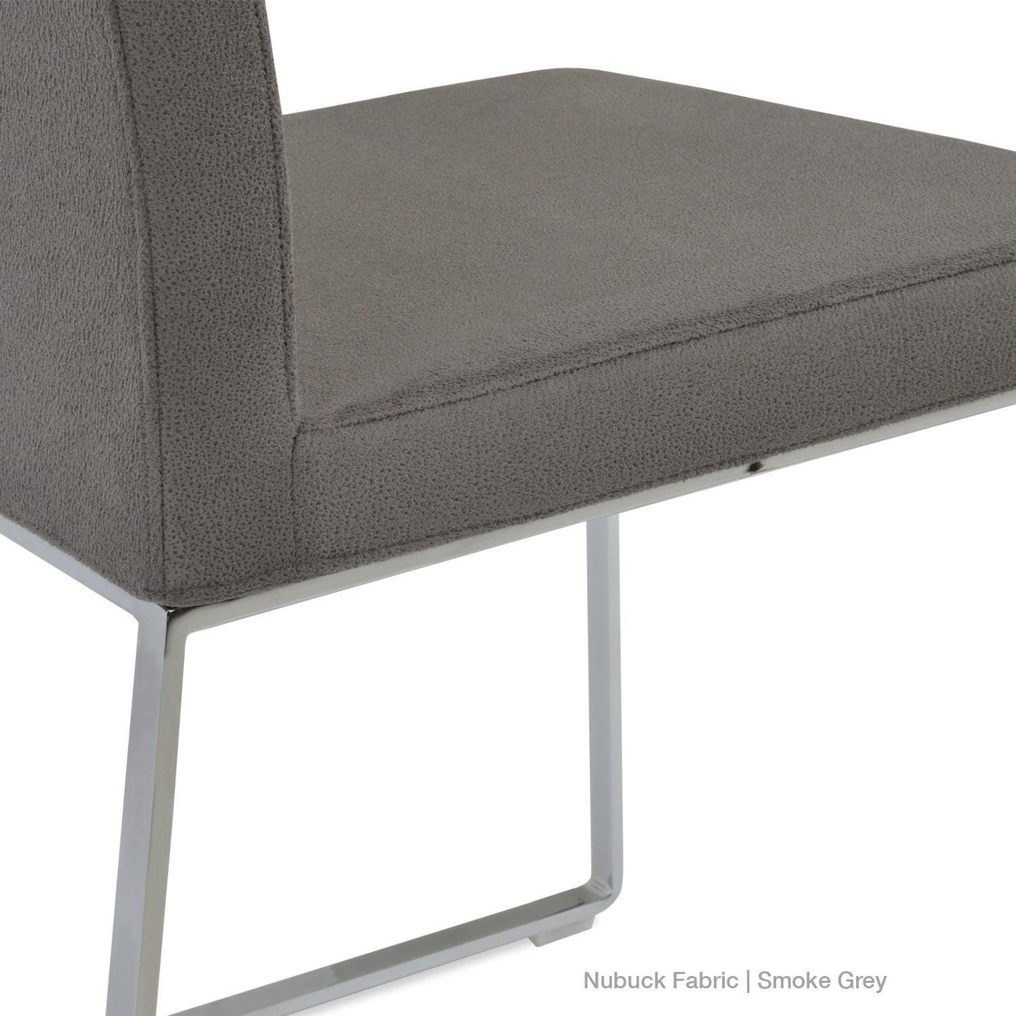 ARIA SLED CHAIR