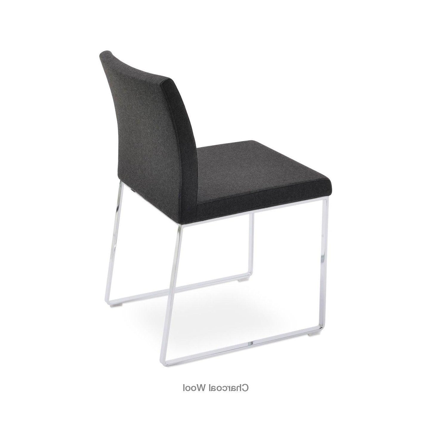 ARIA SLED CHAIR