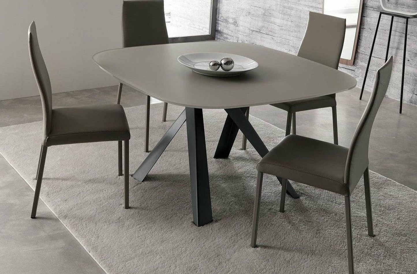 BOMBO EXTENDABLE KITCHEN TABLE
