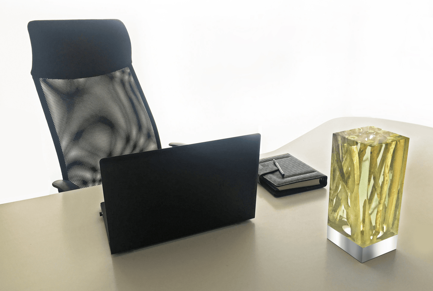 Branches Cube Table Lamp