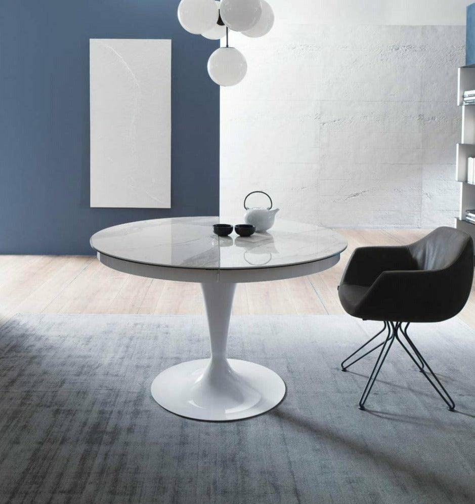 Eclipse Dining Table By Ozzio