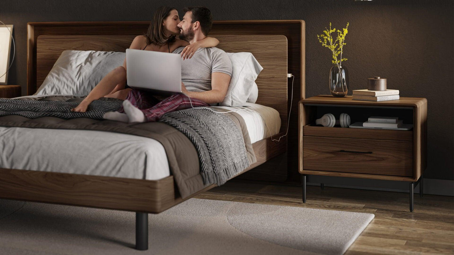 LINQ 9127 Cross-LINQ Queen Bed