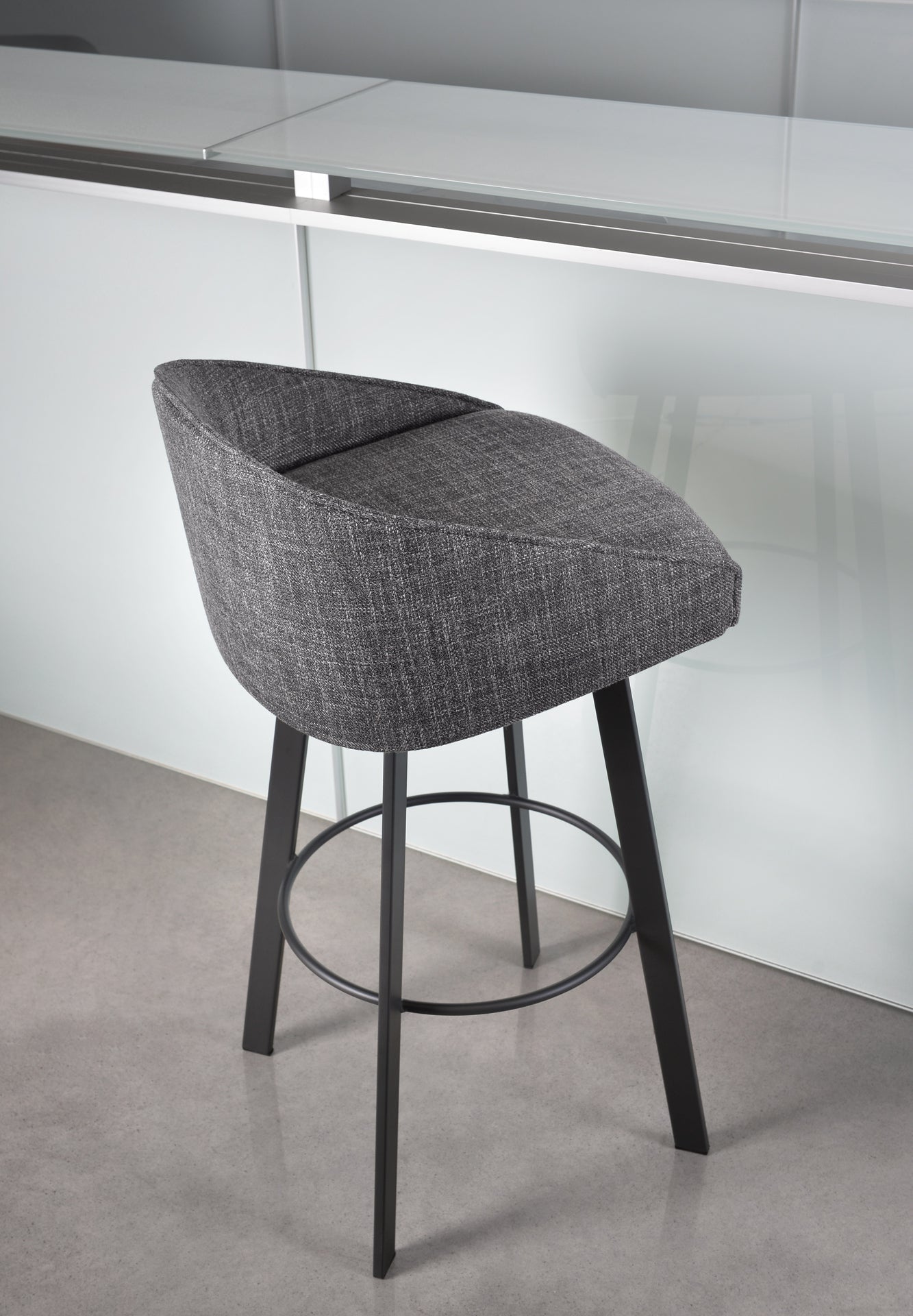Liv Bar Stool