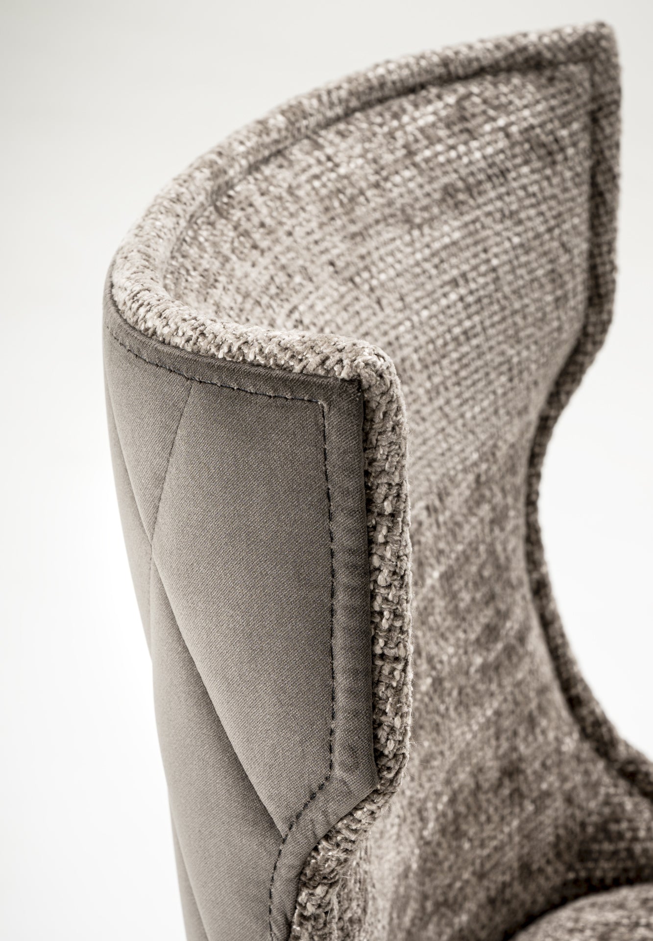 Luna Swivel Stool