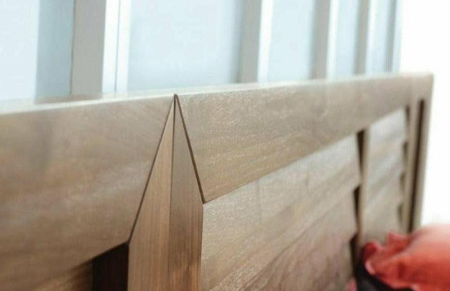 MODULUXE BED WITH CLAPBOARD HEADBOARD