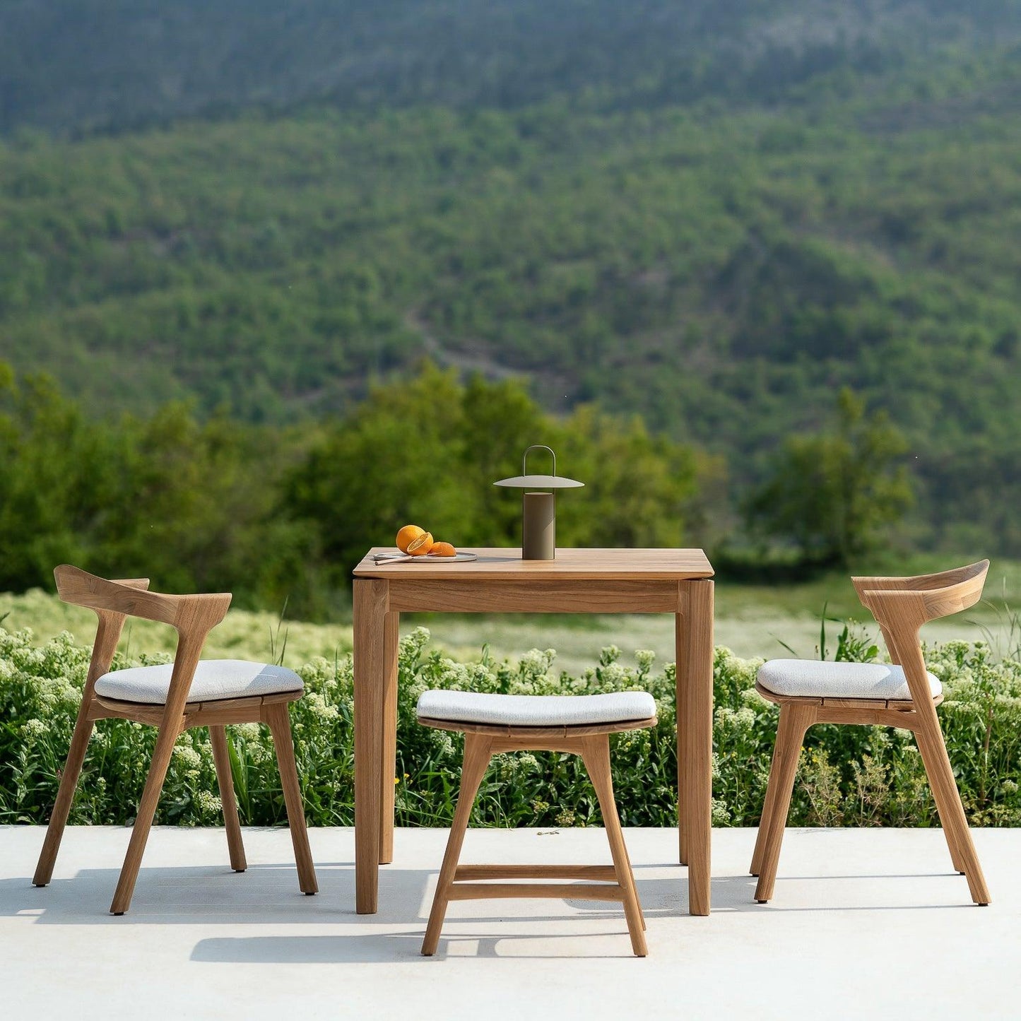 Osso Outdoor Stool