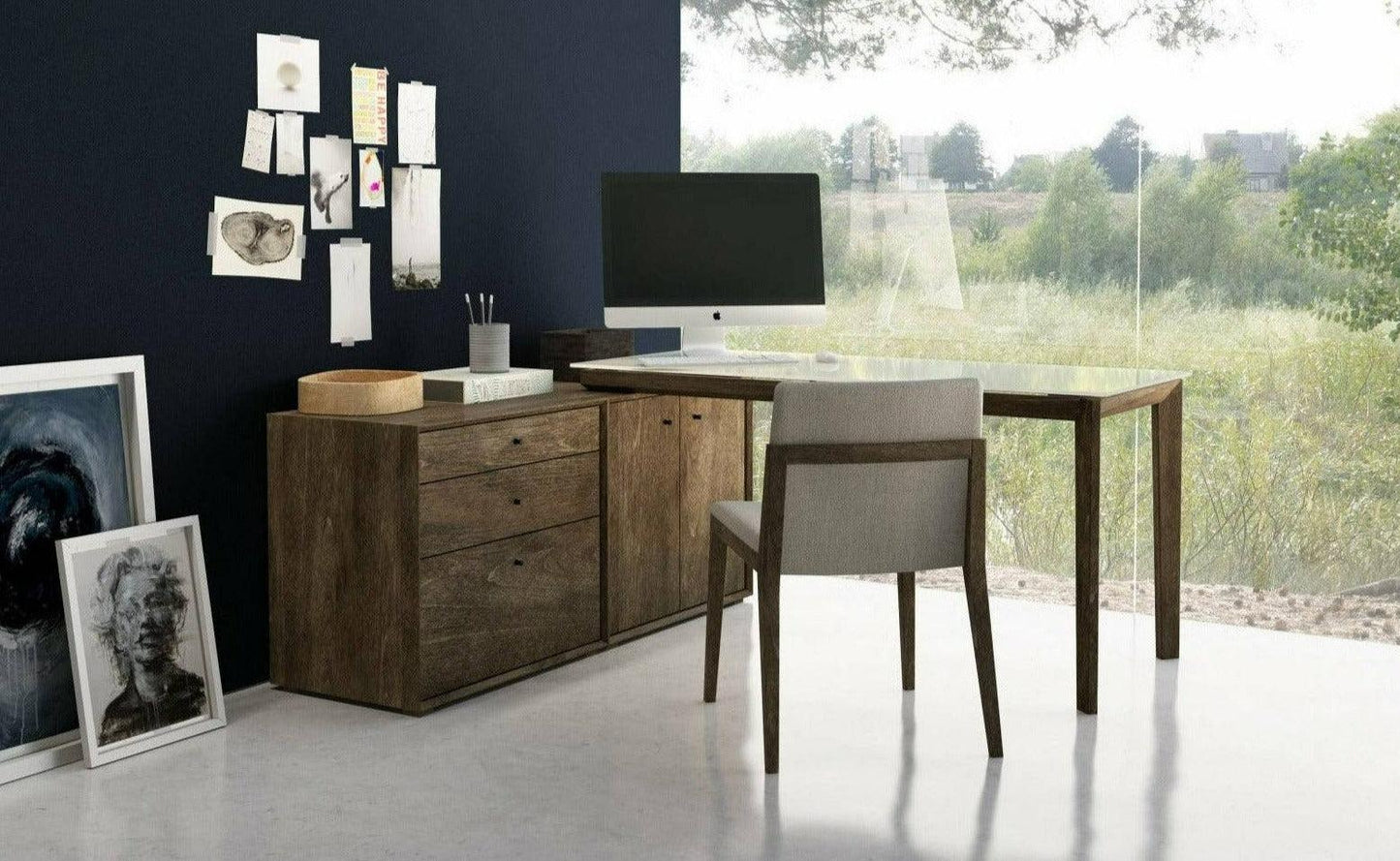 OUTLINE WORK DESK