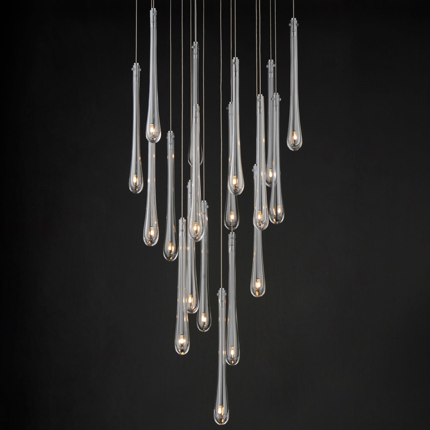 STILLO 18-LIGHT LED PENDANT