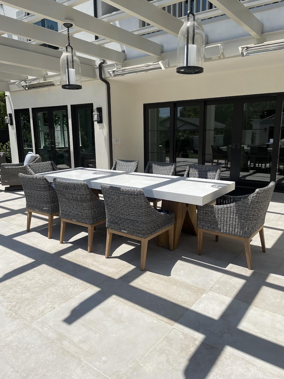 Clip Dining Table  Ivory White