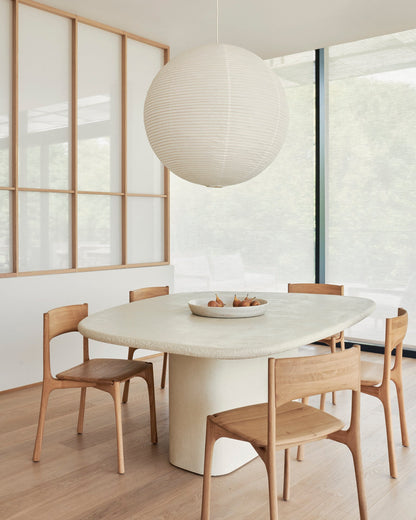Elements dining table