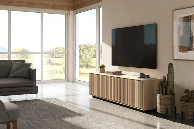 Profile™ 8479 Media Console