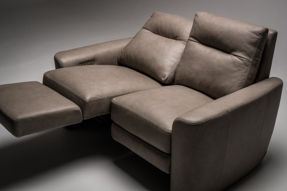 Chelsea Motion G Sectional