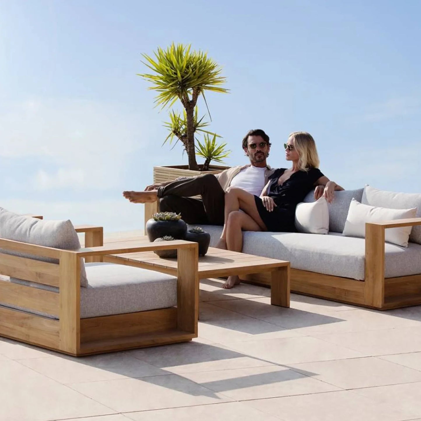 HAYMAN TEAK COFFEE TABLE