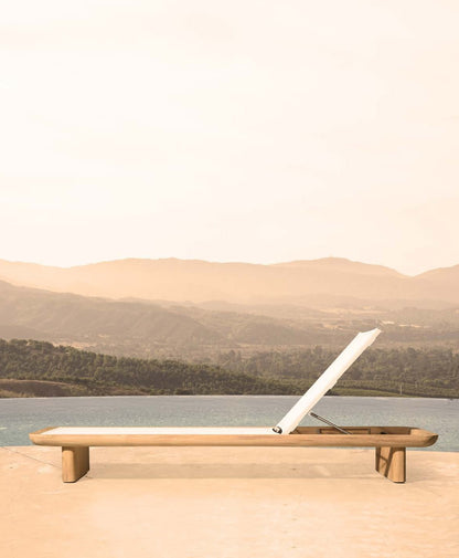 VICTORIA TEAK SUN LOUNGE