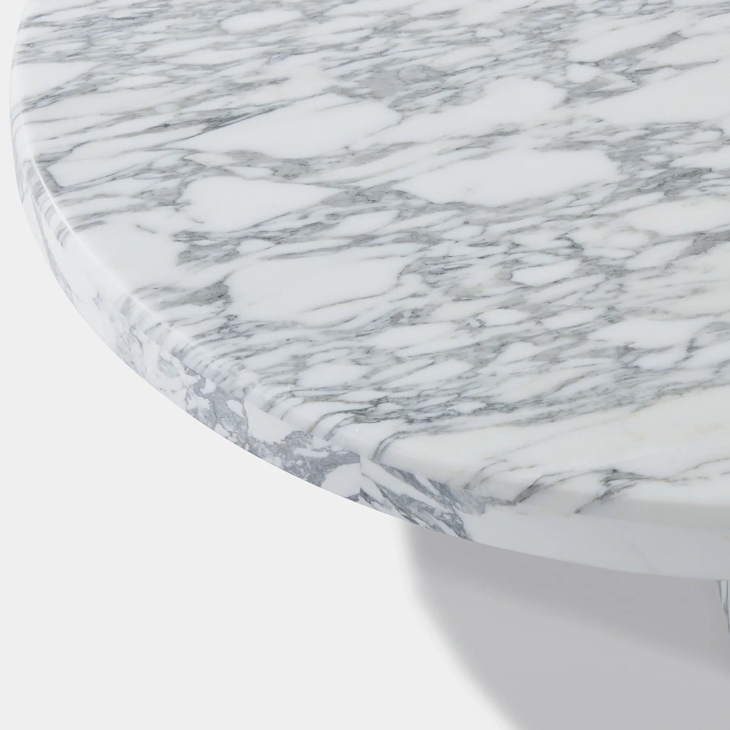 LUCCA ROUND COFFEE TABLE 47