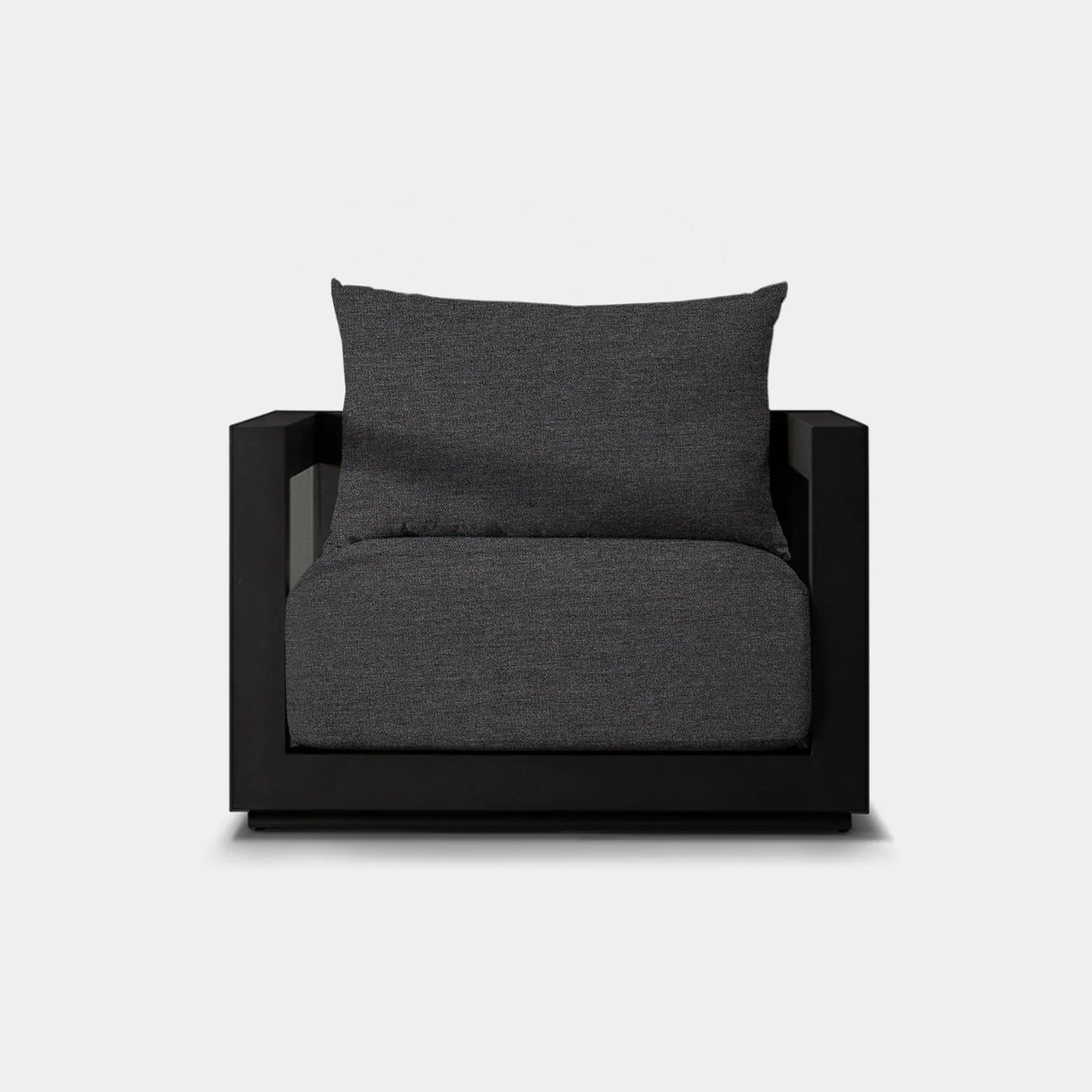 VAUCLUSE LOUNGE CHAIR