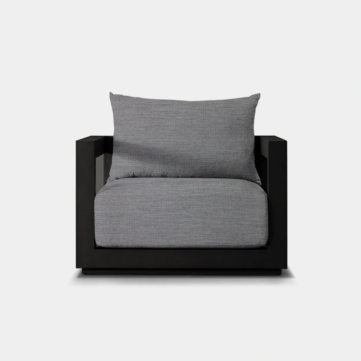 VAUCLUSE LOUNGE CHAIR