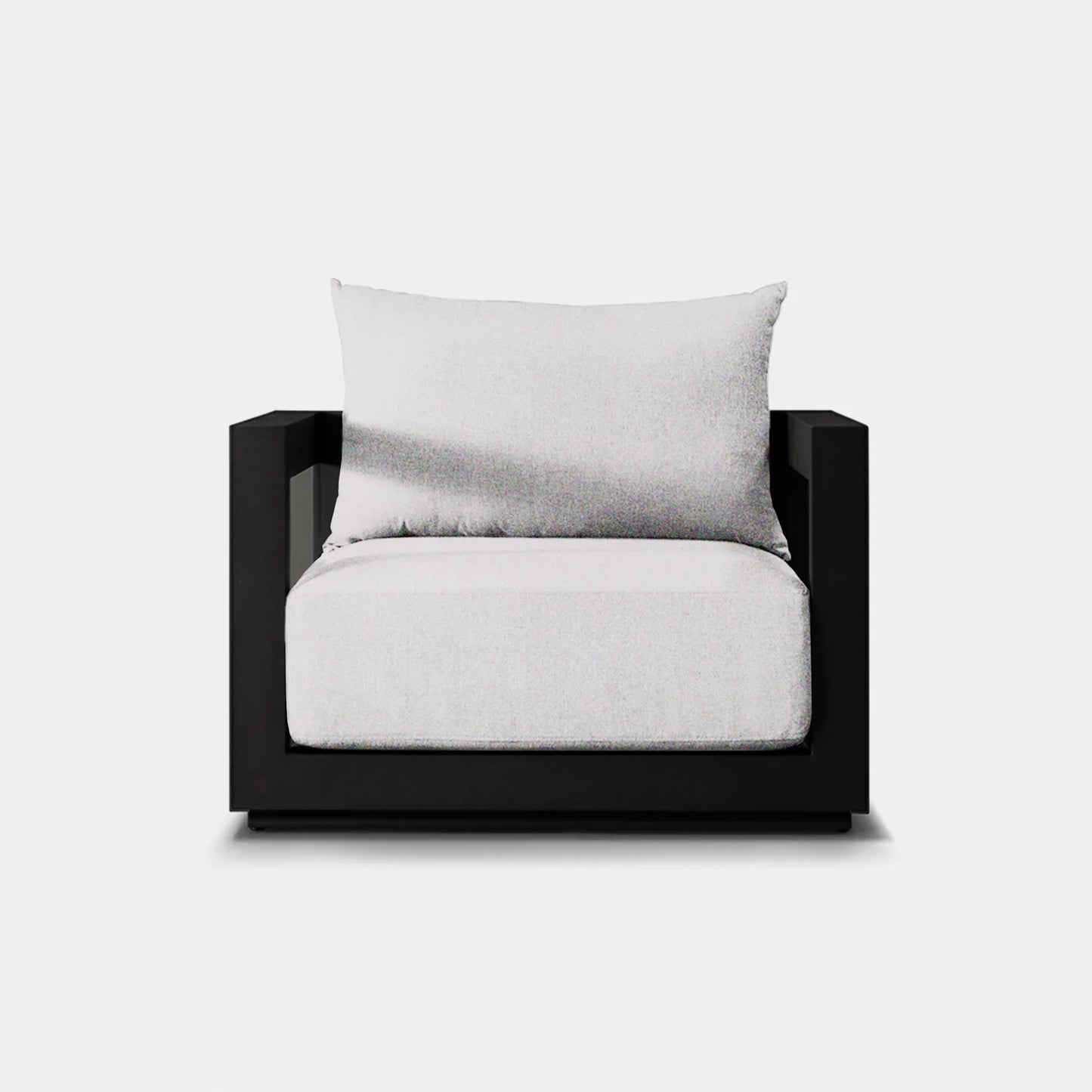 VAUCLUSE LOUNGE CHAIR