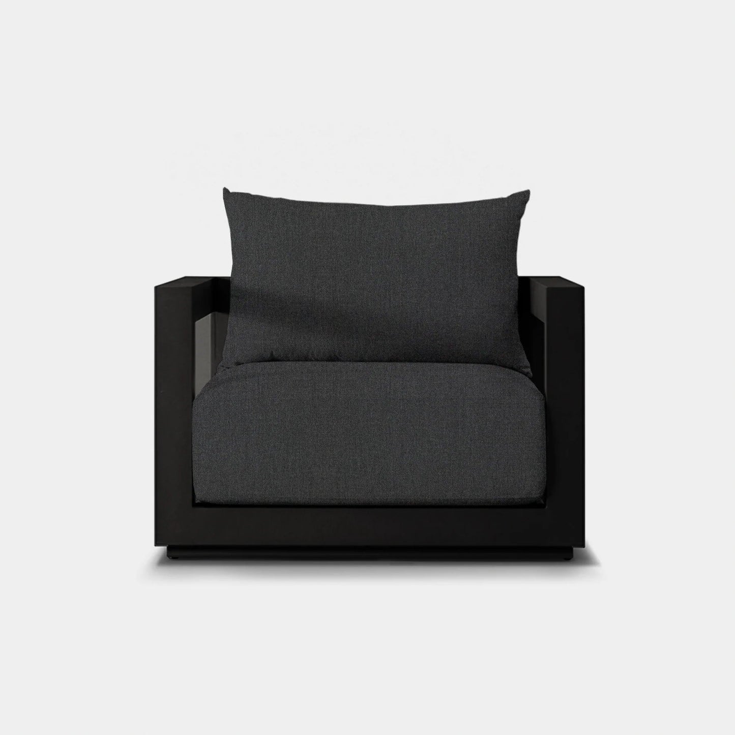 VAUCLUSE LOUNGE CHAIR