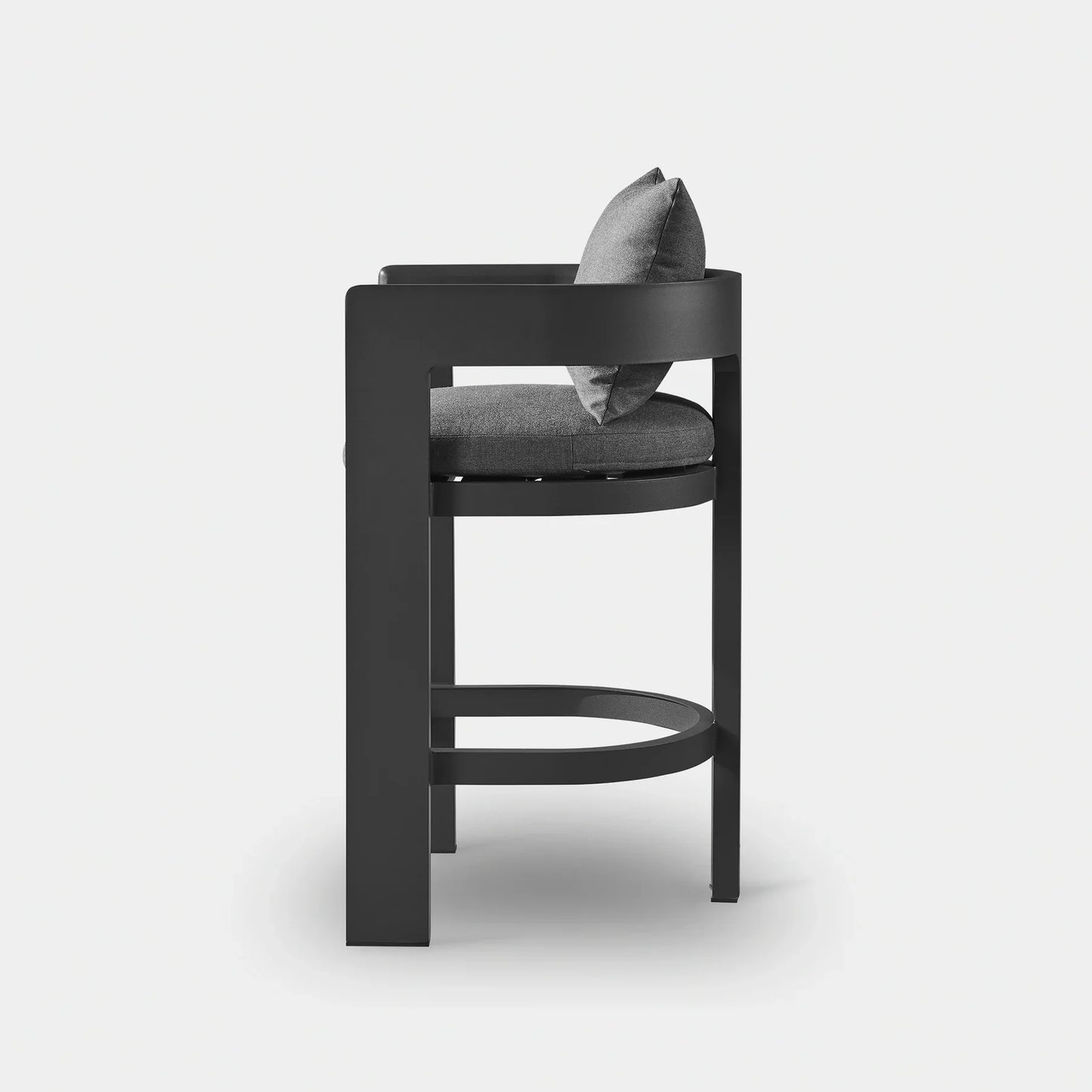 VICTORIA COUNTER STOOL