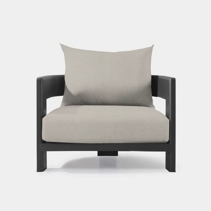 VICTORIA LOUNGE CHAIR