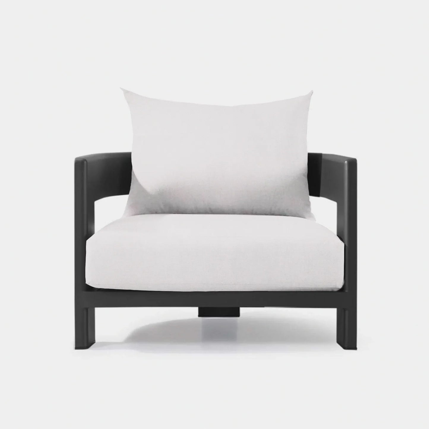 VICTORIA LOUNGE CHAIR