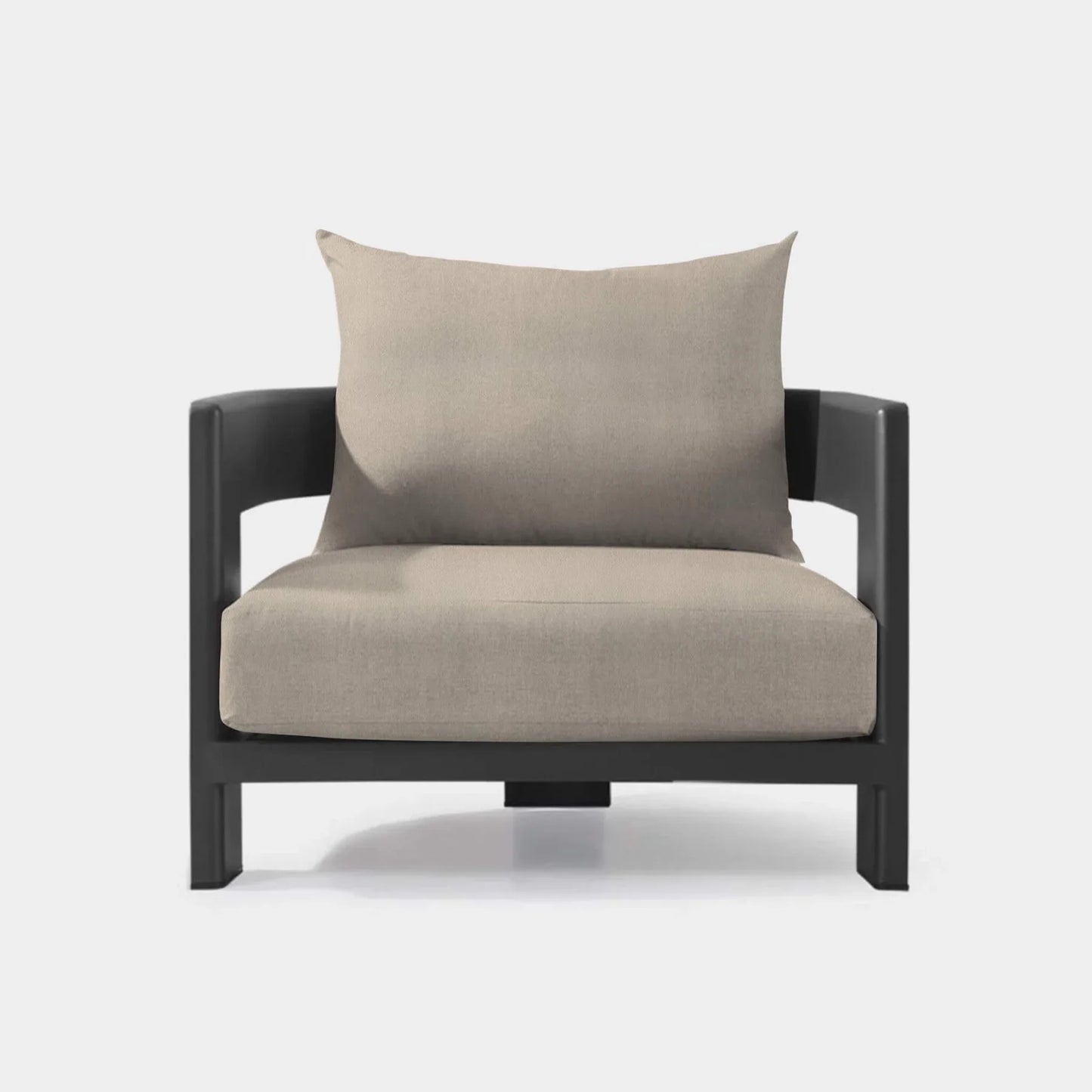 VICTORIA LOUNGE CHAIR