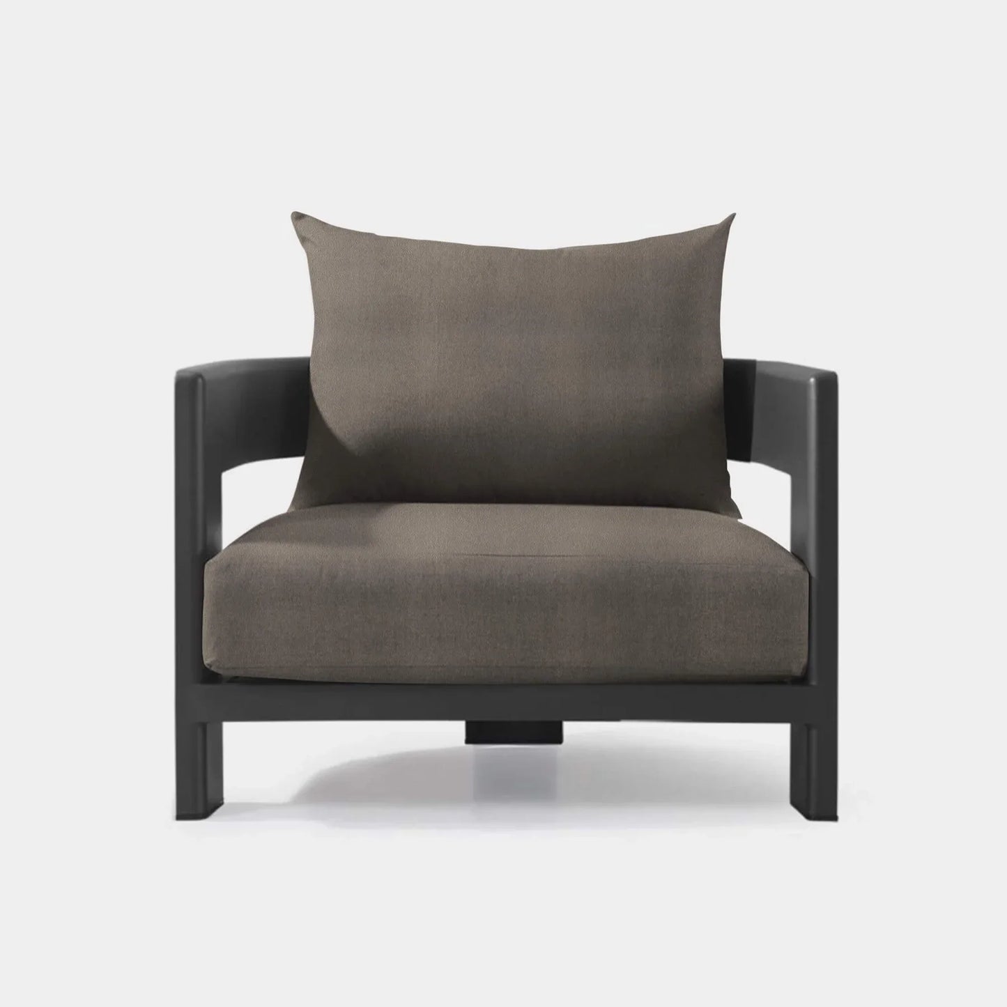 VICTORIA LOUNGE CHAIR