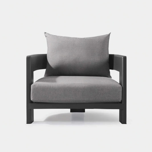 VICTORIA LOUNGE CHAIR