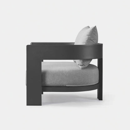 VICTORIA LOUNGE CHAIR