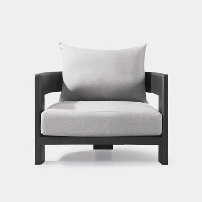 VICTORIA LOUNGE CHAIR