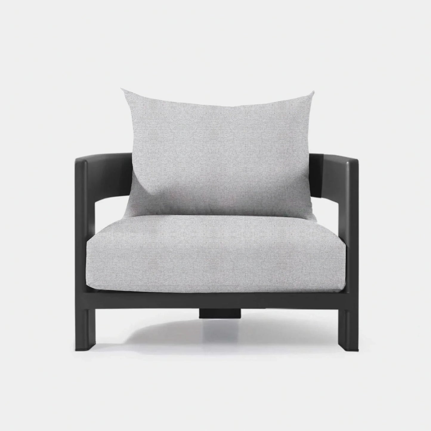 VICTORIA LOUNGE CHAIR