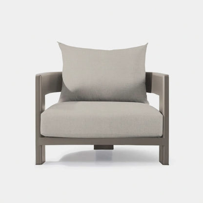 VICTORIA LOUNGE CHAIR