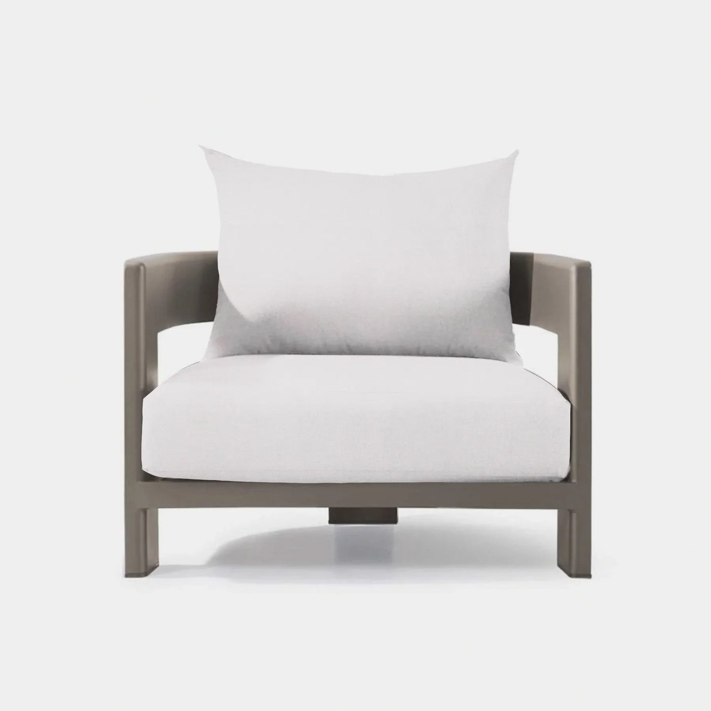 VICTORIA LOUNGE CHAIR