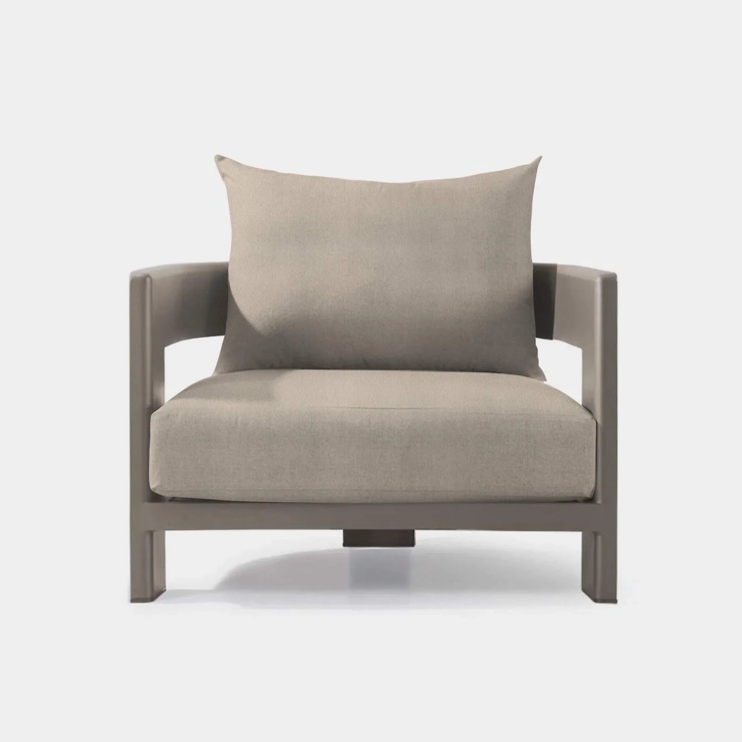 VICTORIA LOUNGE CHAIR