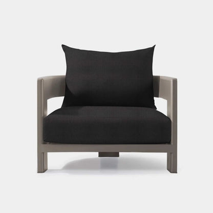 VICTORIA LOUNGE CHAIR