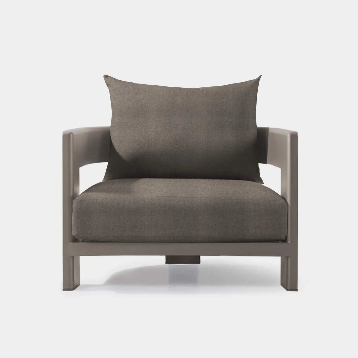 VICTORIA LOUNGE CHAIR