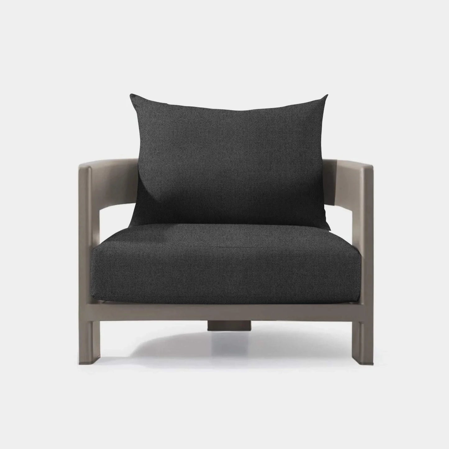 VICTORIA LOUNGE CHAIR