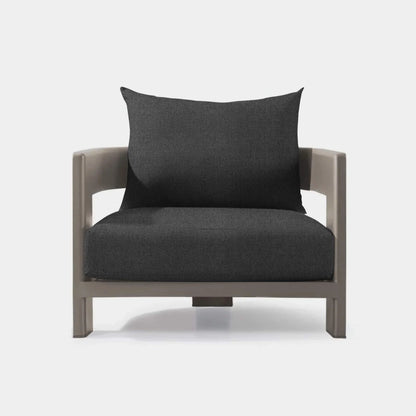 VICTORIA LOUNGE CHAIR