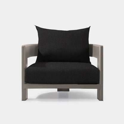 VICTORIA LOUNGE CHAIR