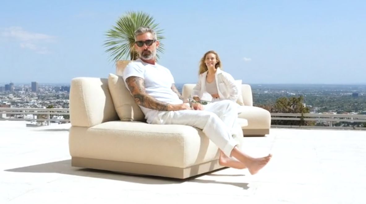 AMALFI SWIVEL ARMLESS CHAIR