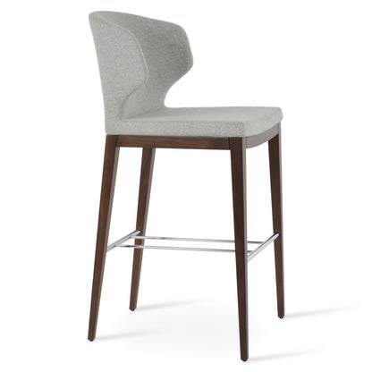Amed +(PLUS) Wood Stool