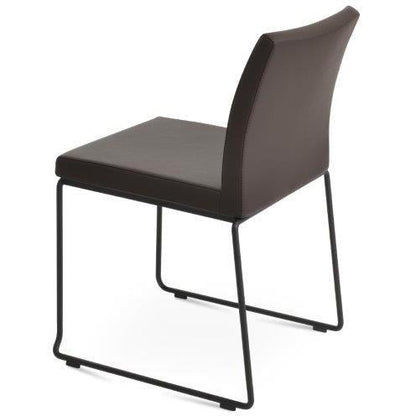 ARIA WIRE STACKABLE CHAIR