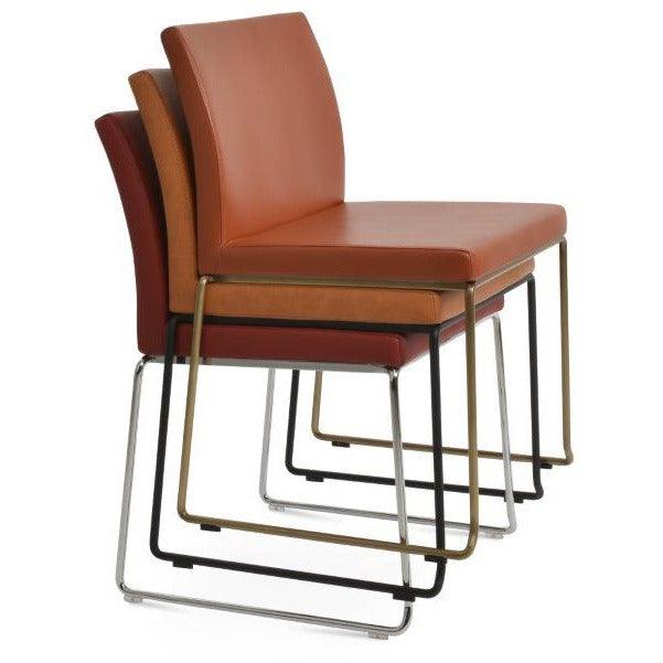 ARIA WIRE STACKABLE CHAIR