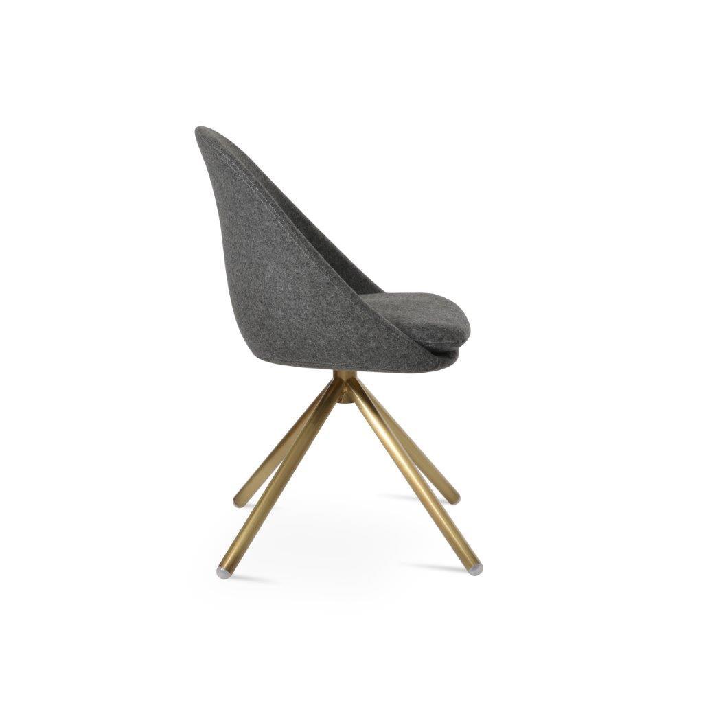 Avanos Stick Swivel Chair